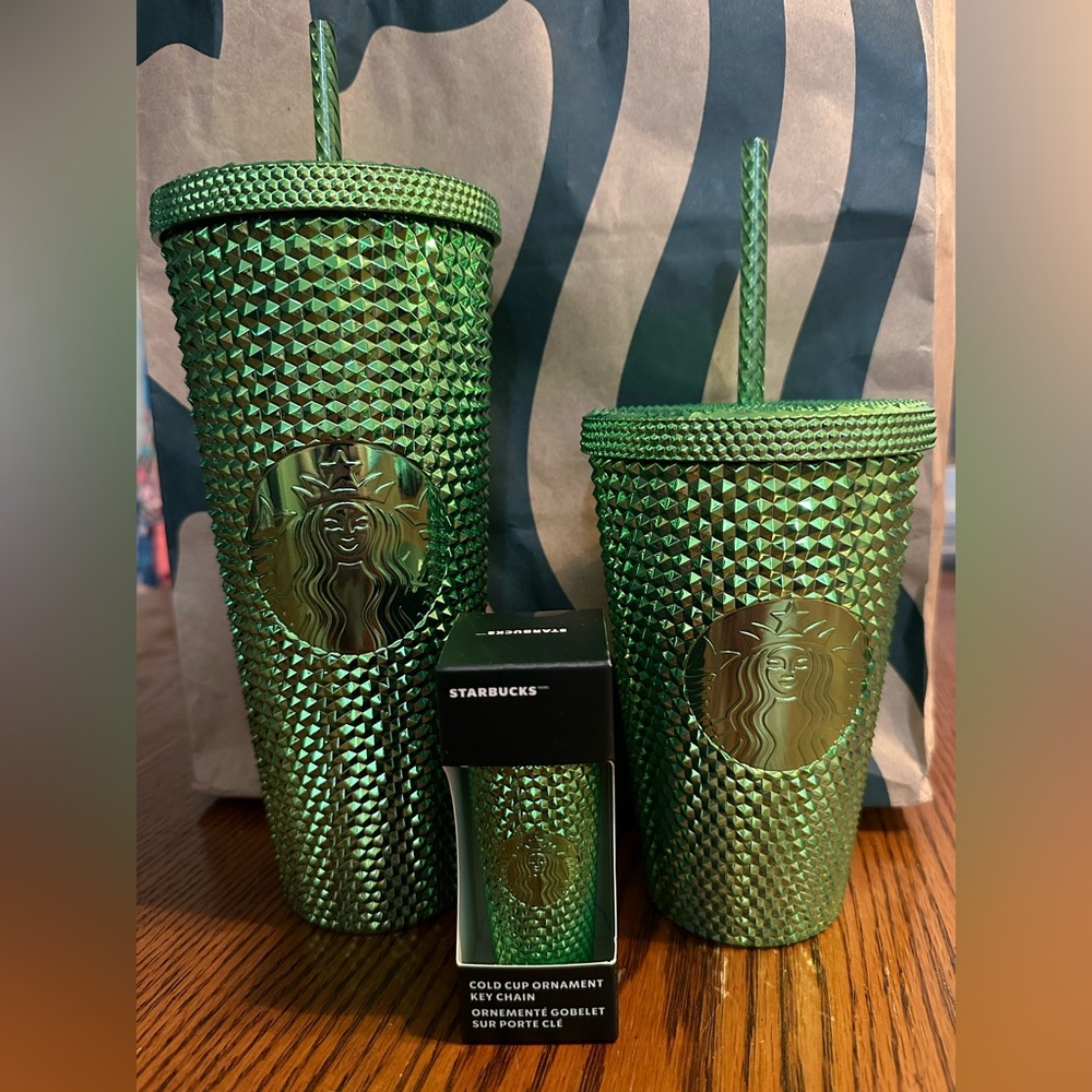 Starbucks 2023 Winter Holiday Green Bling Studded Venti Tumbler